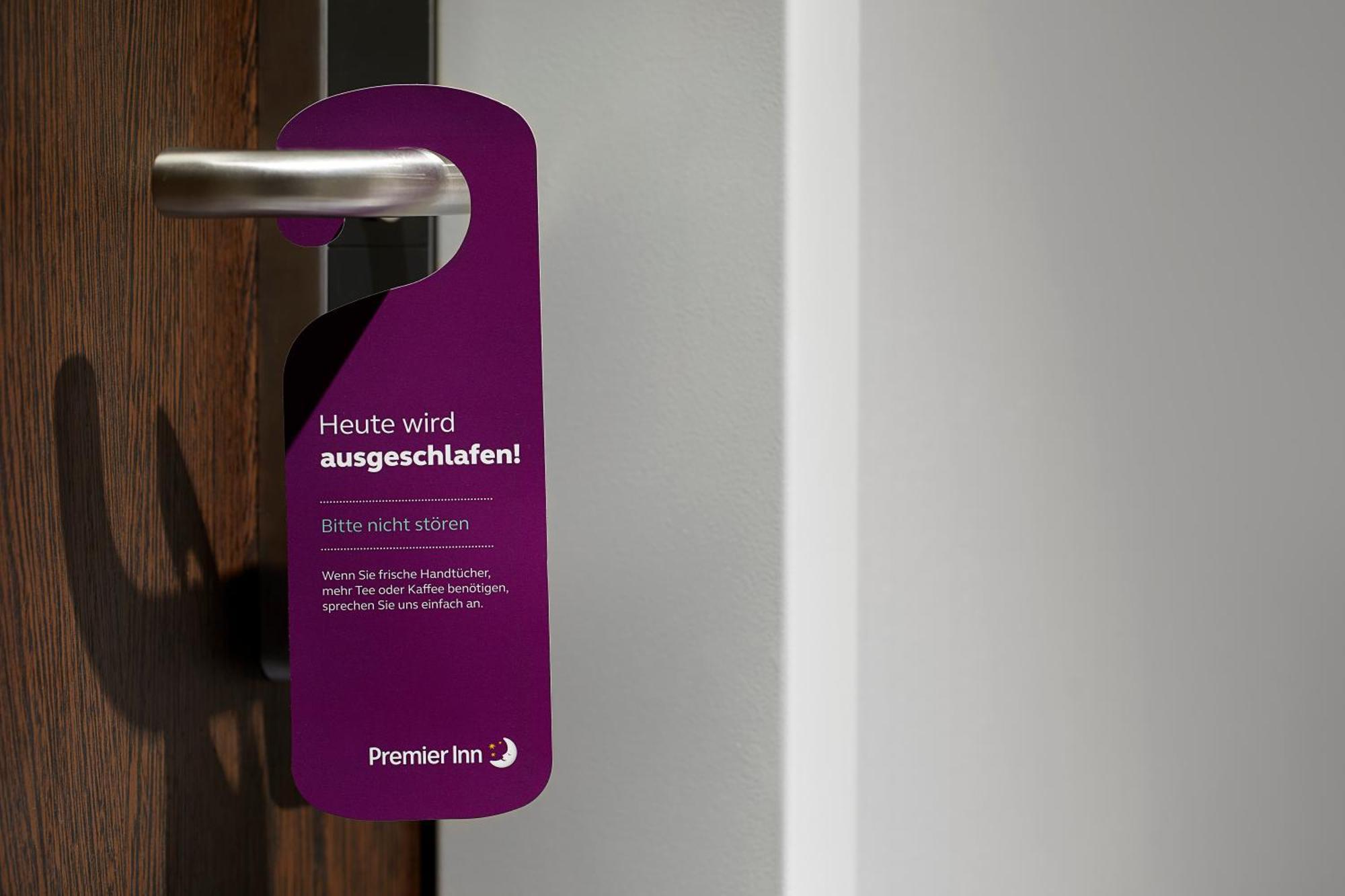 Premier Inn Duesseldorf City Friedrichstadt Bagian luar foto