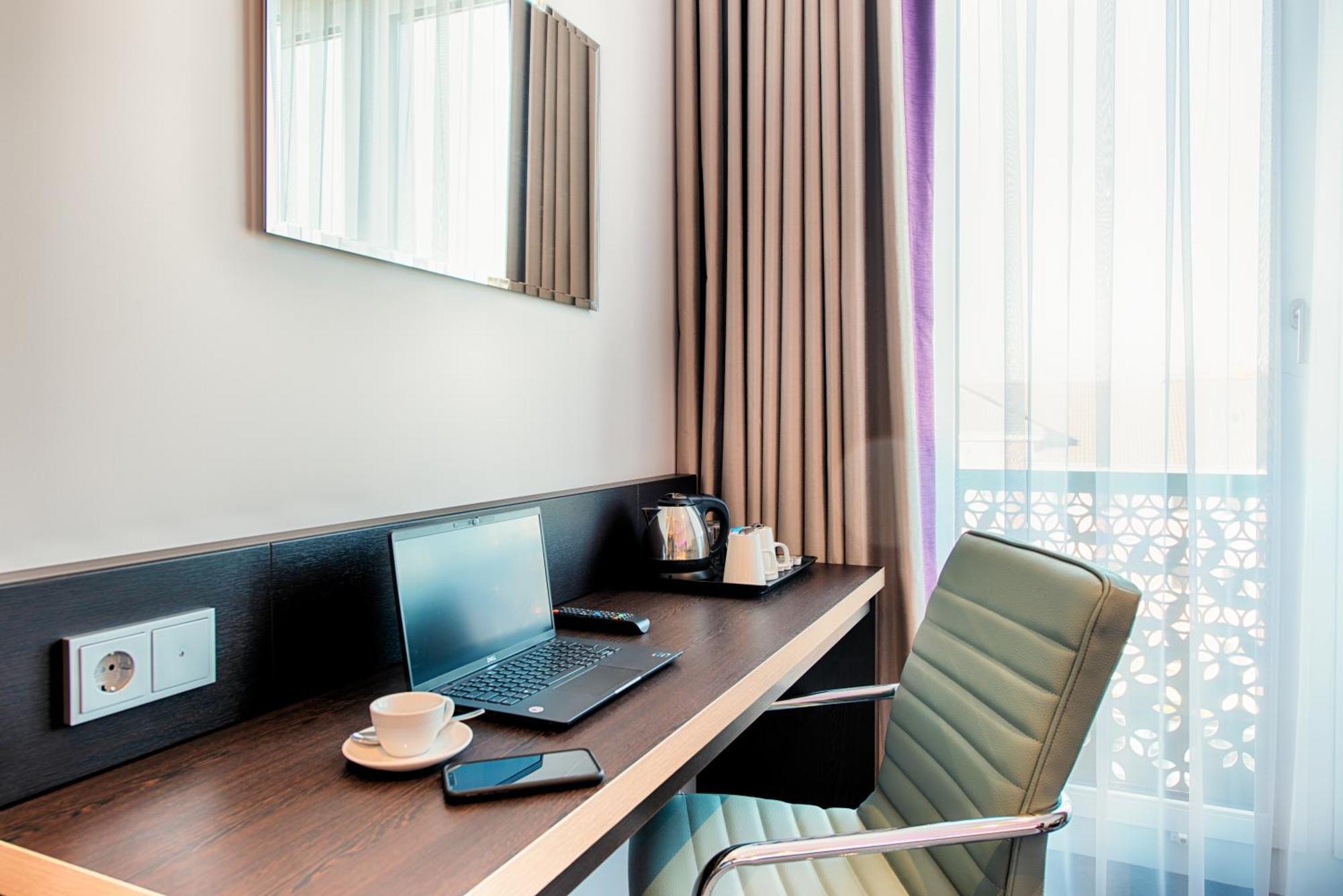 Premier Inn Duesseldorf City Friedrichstadt Bagian luar foto