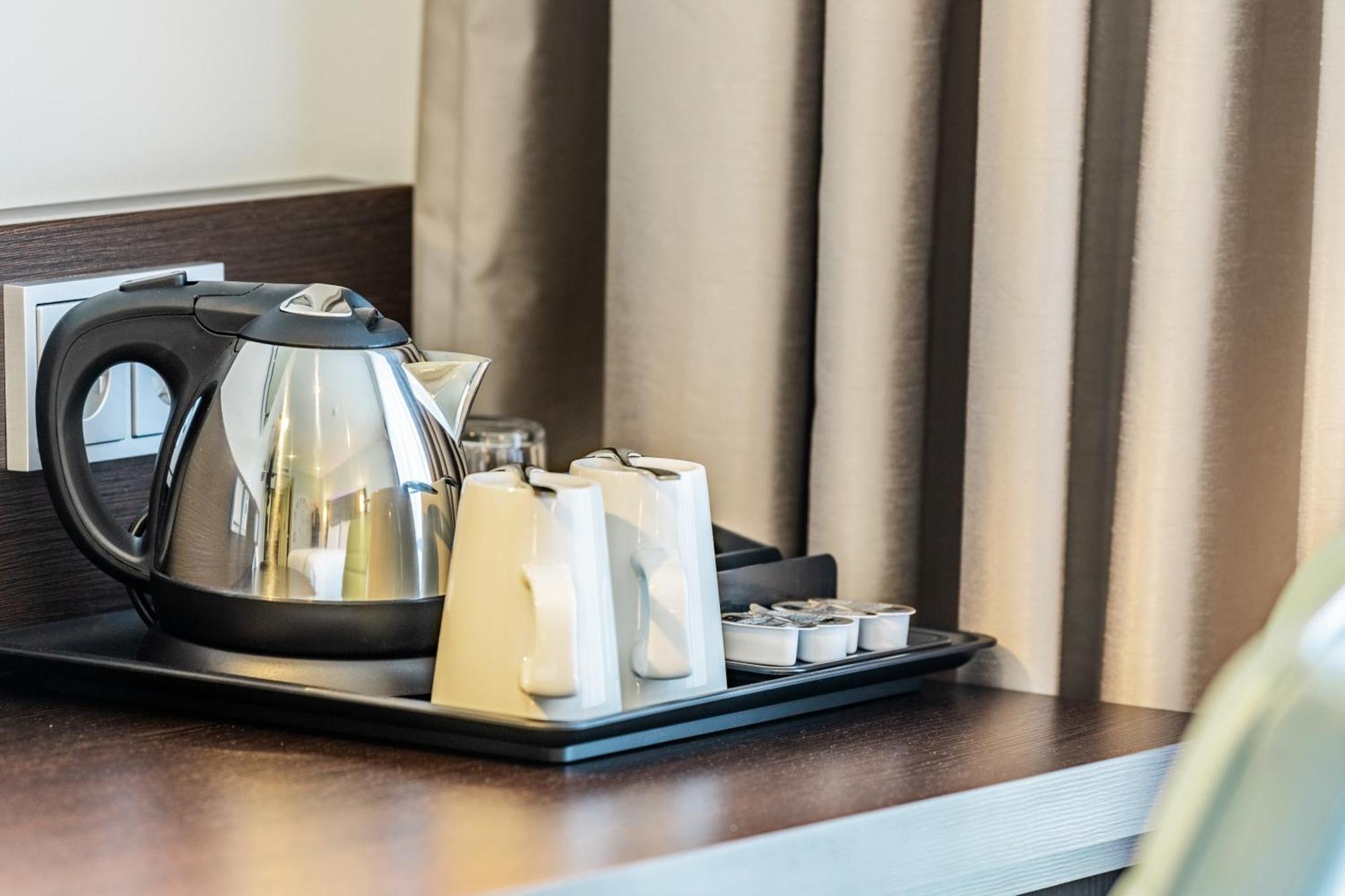 Premier Inn Duesseldorf City Friedrichstadt Bagian luar foto