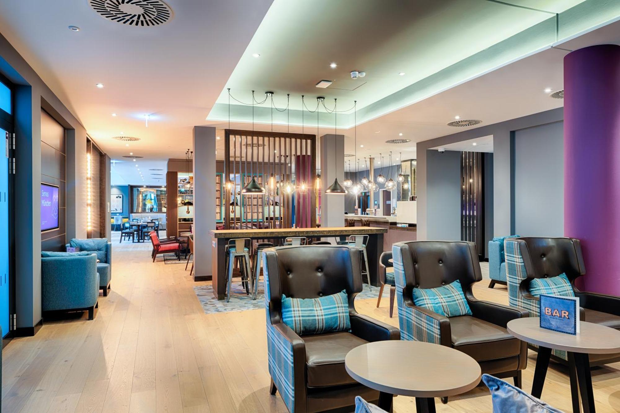 Premier Inn Duesseldorf City Friedrichstadt Bagian luar foto