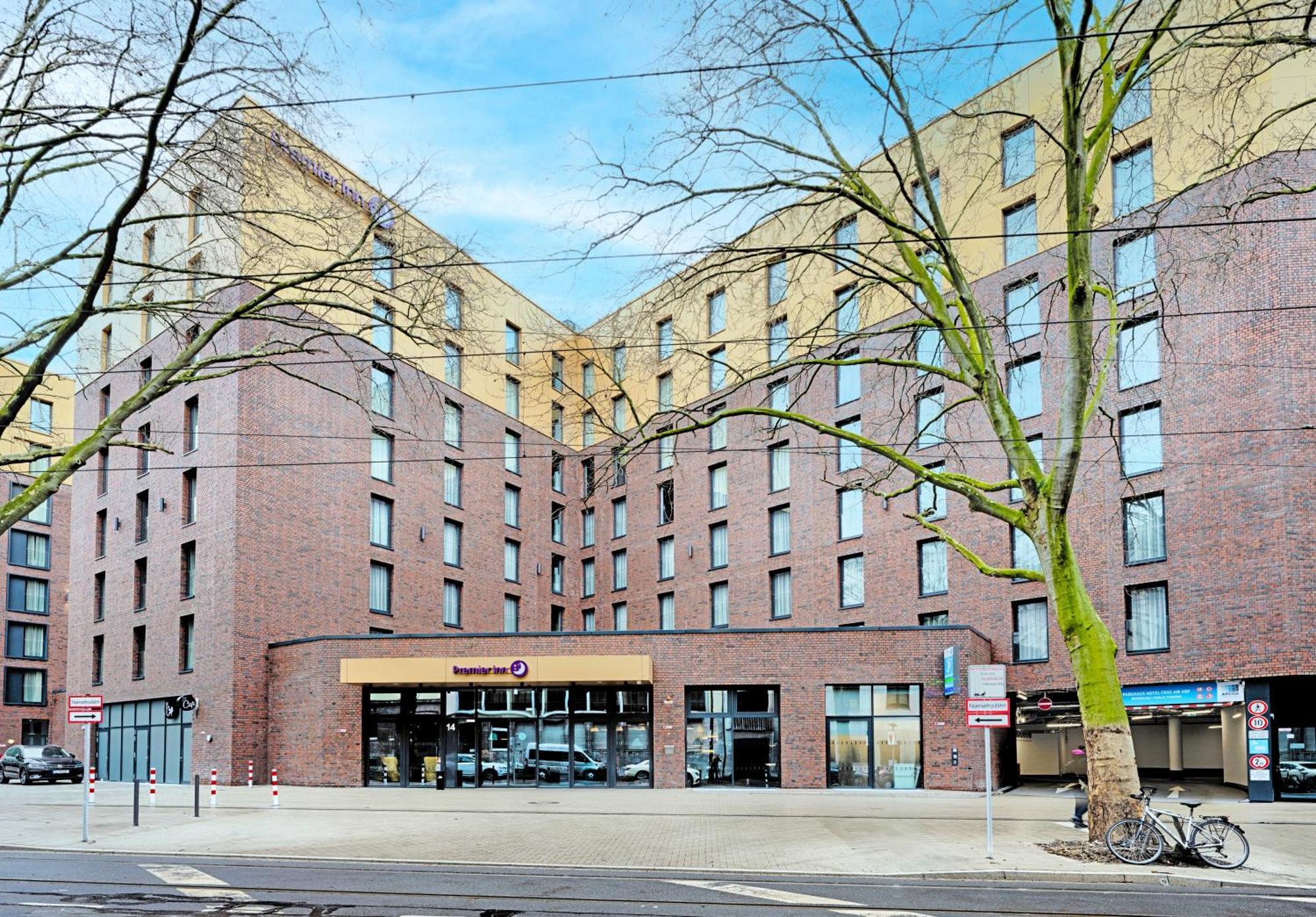 Premier Inn Duesseldorf City Friedrichstadt Bagian luar foto